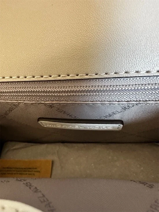 Michael Kors White and Taupe Signature MK Chain Crossbody NWOT - Picture 5 of 5